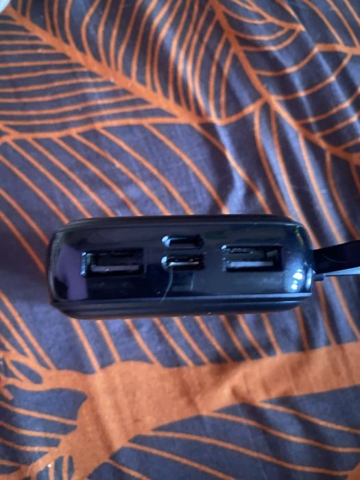 Павербанк Baseus