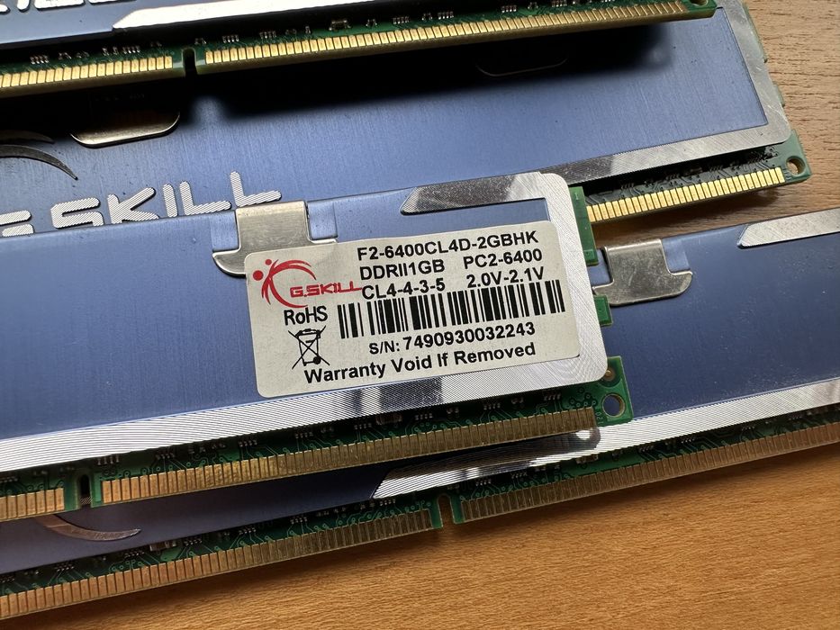 DDR2 DIMM RAM Memory 1GB445486541801400321