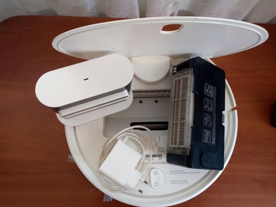 Робот-пилосос Xiaomi Mi Robot Vacuum-Mop P (STYTJ02YM)