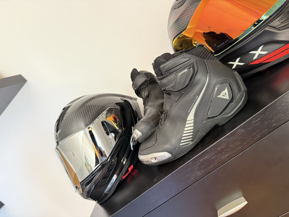 Dainese Superya Black / Anthracite (Tam: 43)