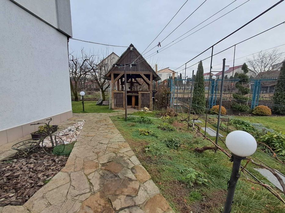 Продається частина будинку на Вінницьких Хуторах