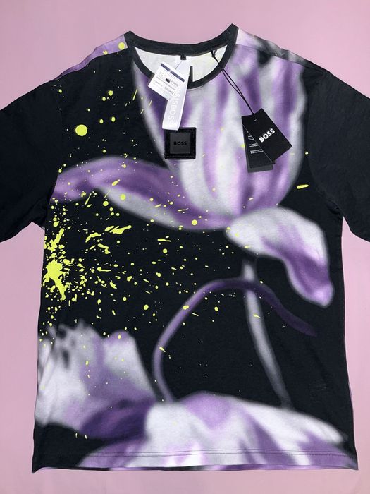 Wyprzedaż T-shirt męski Boss.