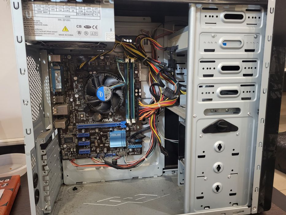 Компютер в зборі