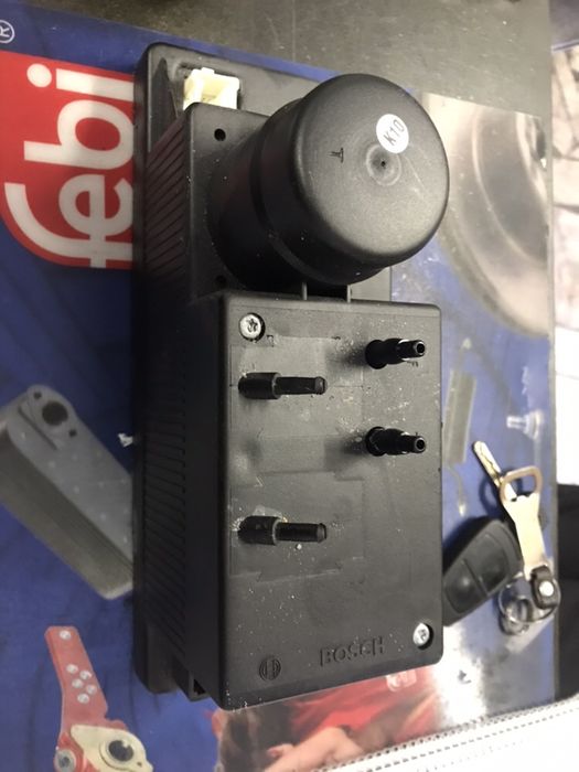 Compressor Fecho Central Mercedes W210