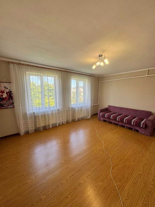 Продам будинок м. Кременець (перша лінія)
