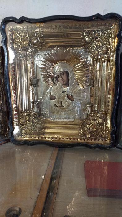 Продам  ікони  старовинні