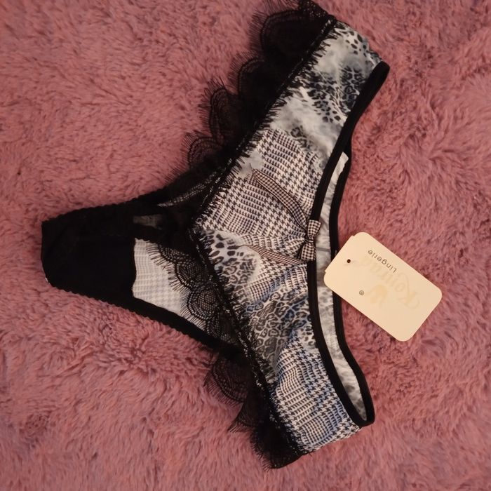 Tweed Konrad stringi stringszorty L falbanka kratka