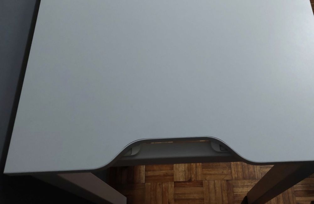 White desk 100 x 60 x 73 cm in excellent condition €3064287136027138124