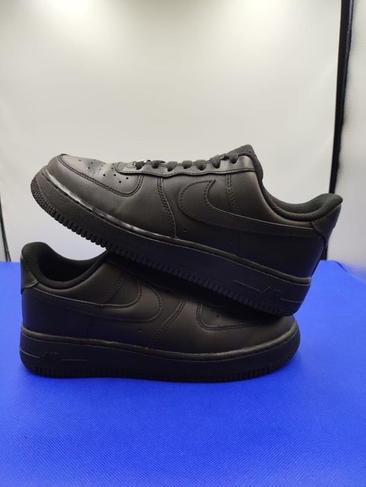 Кросівки Nike Air Force 1 - 40 розмір.