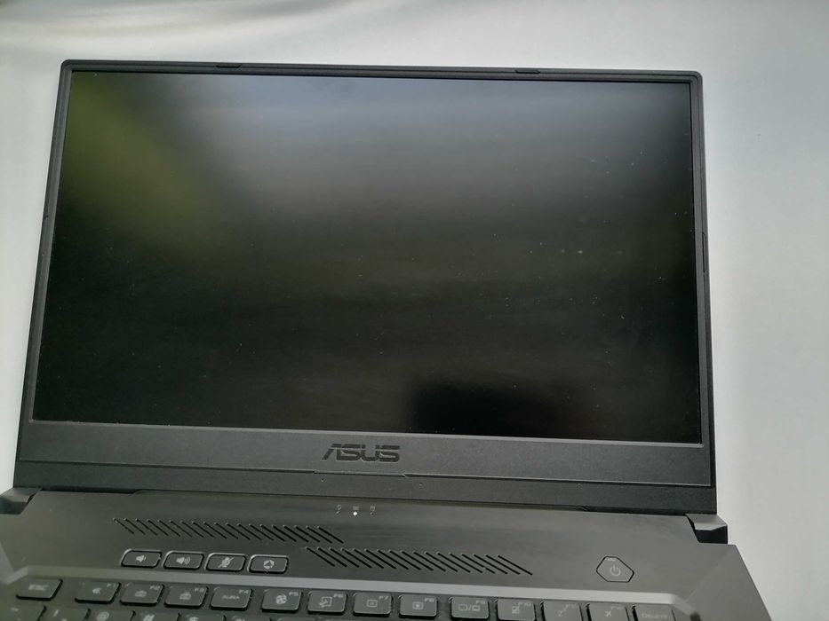 Laptop Asus Tuf Dash
