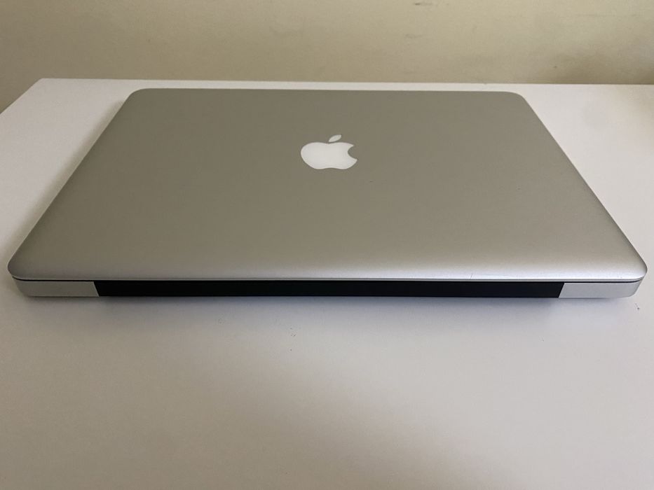 Macbook Pro 13 i5 8gb 512gb SSD