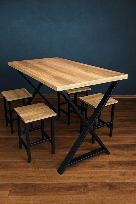 Stół Kuchenny + 4 Taborety – Ręcznie wykonany zestaw premium
