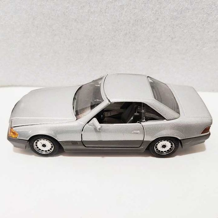 Majorette Mercedes 500 SL cinzento Made in Portugal escala 1:24