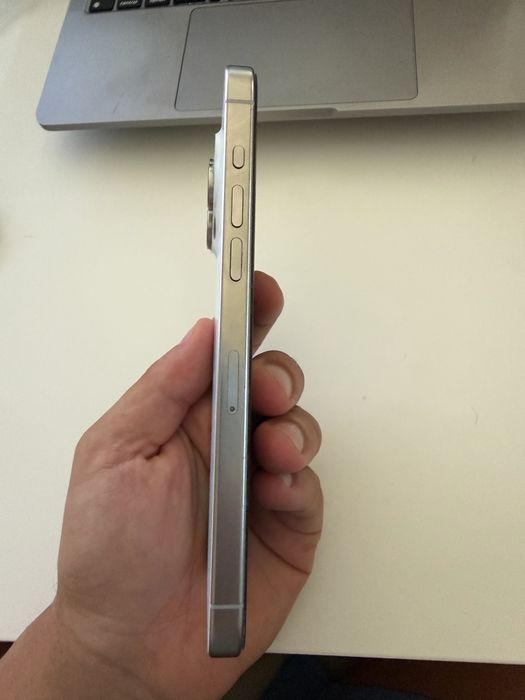 Iphone 15 Pro Max 256 gb COMO NOVO