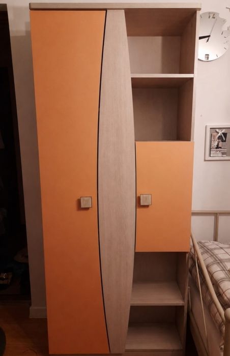 Meble do pokoju dziecięcego lub młodzieżowego -zestaw