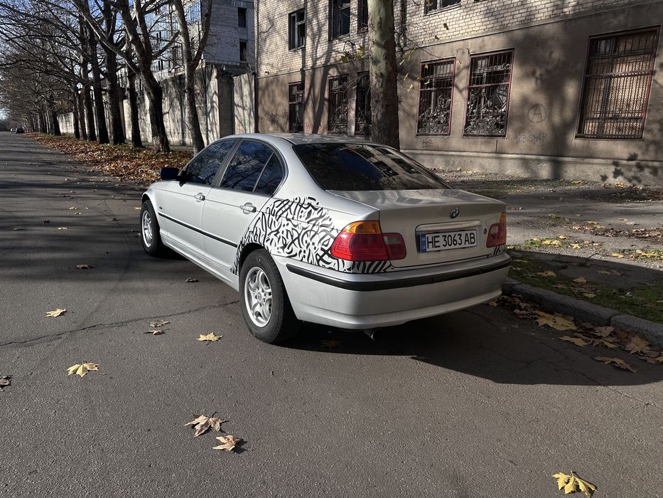 Продам бмв 318і реальный торг уместен!