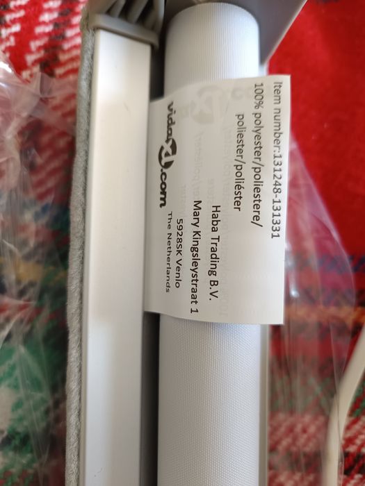 Perciana Blranca para janelas VELUX sótão