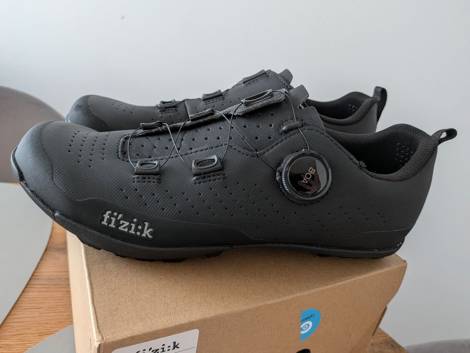 Buty gravel Fizik Terra Atlas czarne - rozmiar 42 NOWE