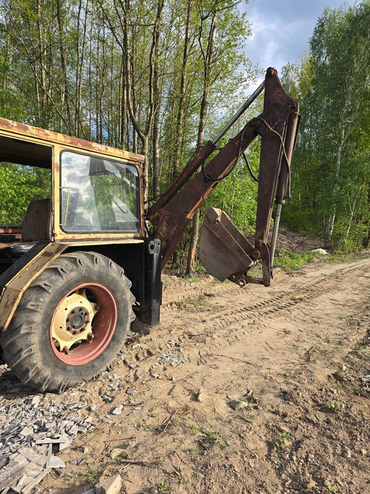 Koparko ładowarka ostrówek