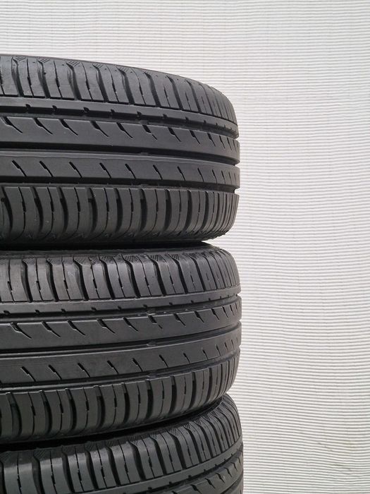 4 Pneus 165/65R15 CONTINENTAL Semi Novos