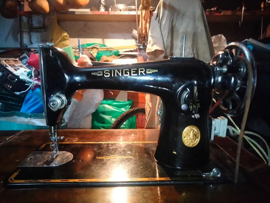 Maquina costura singer