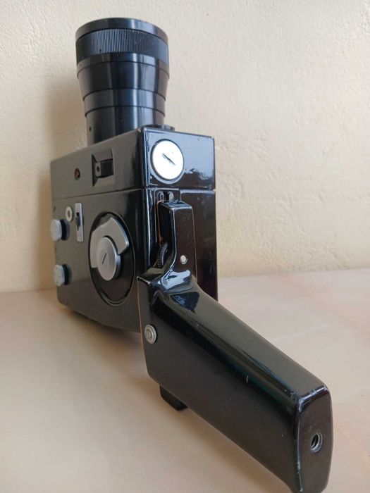 Аппарат киносъемочный Лантан ЛОМО кинокамера ссср в футляре