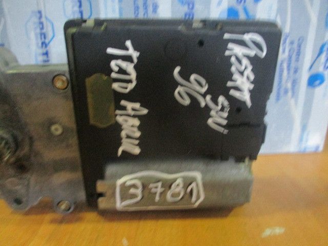 Motor do teto de abrir VOLKSWAGEN Passat Variant (3A5, 35I)