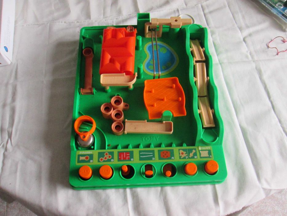 Vários jogos  de entretinimento