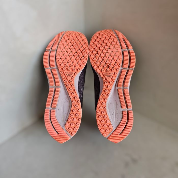 Жіночі кросівки  "Nike  air zoom pegasus"