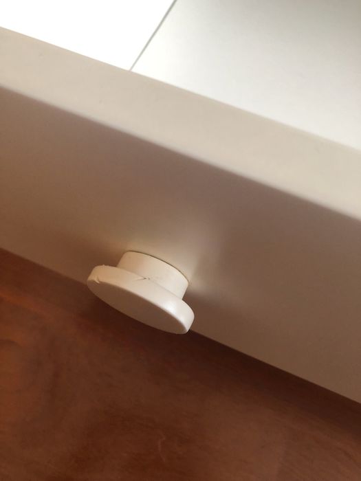 Cómoda branca quarto