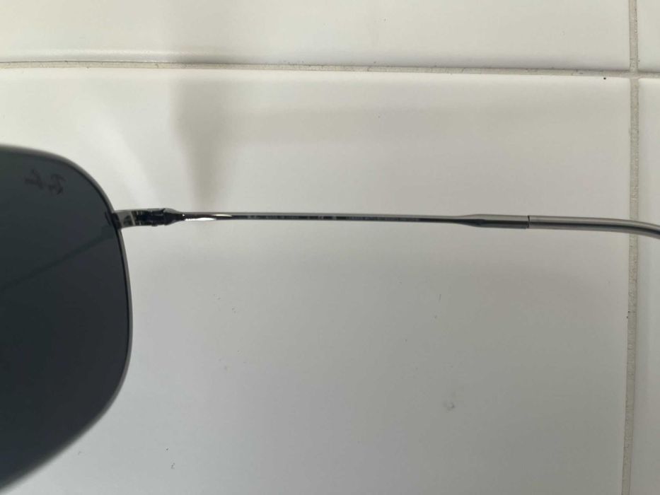 Vendo óculos de sol - RAY-BAN NOVOS