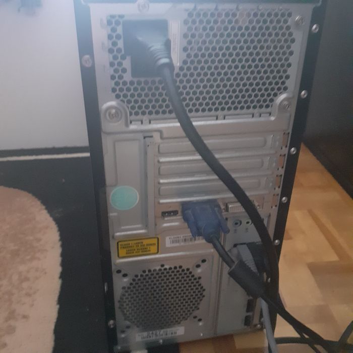 Komputer stacjonarny Medion plus monitor