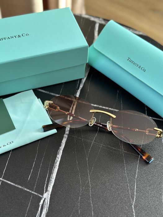 Сонцезахисні окуляри Tiffany повний комплект