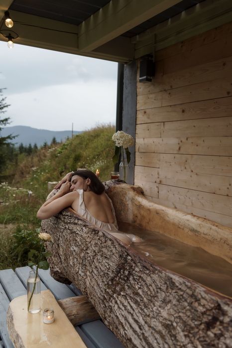 Будинок/ Готель в Карпатах Яблуниця Буковель