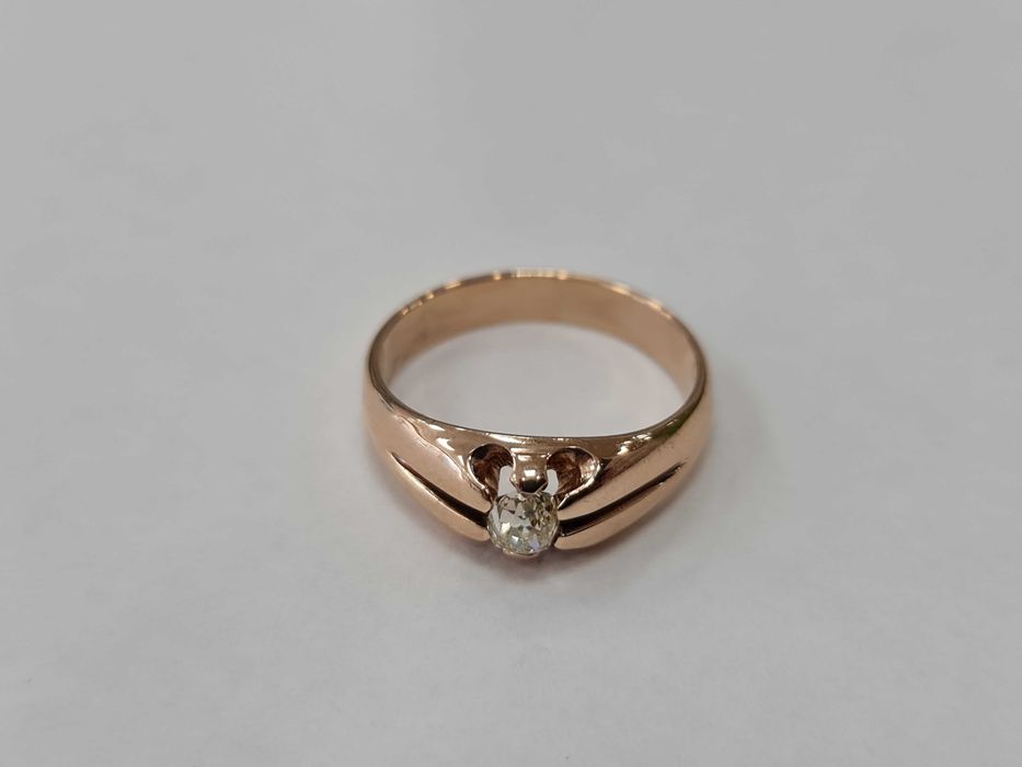 I poł. XX wieku! Złoty pierścionek/ 585/ 3.95 gram/ R14.5/ Brylant