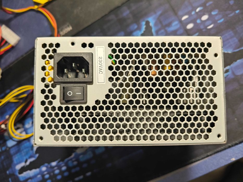 Zasilacz FSP/Fortron FSP-400-60APN 80+ Bronze, stan BDB.