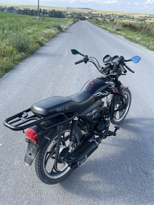 Mustang fit 125 в гарному стані