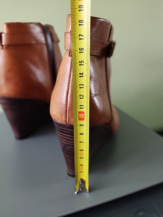 Buty damskie skórzane firmy Next rozmiar 40