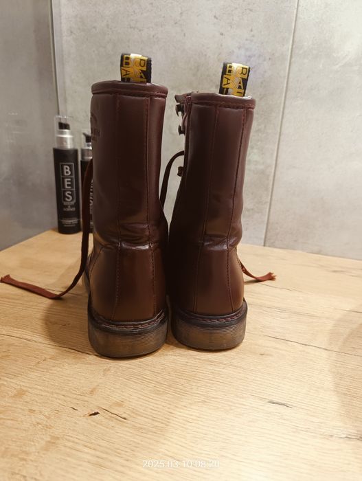 Trapery firmy BDX Fooywear