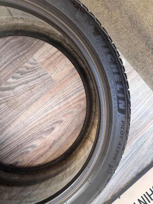 Шини Michelin 275/35/R21 - 245/40/R21