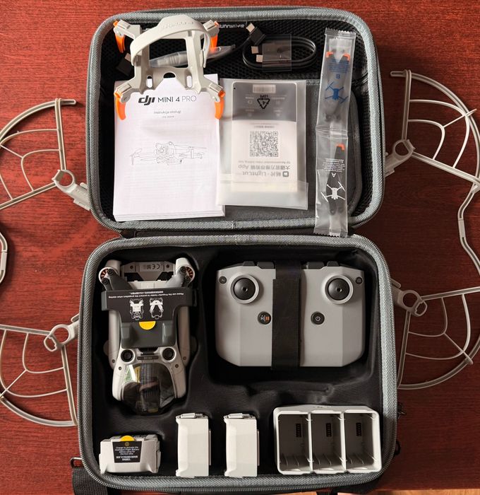 Dron DJI Mini 4 Pro