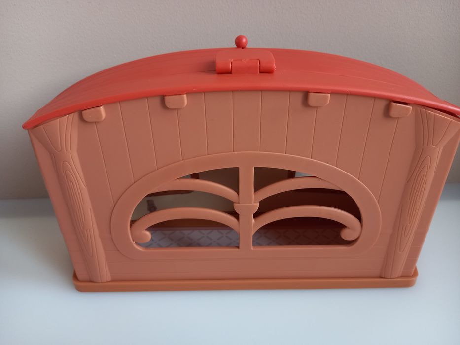 Bluey zestaw z figurkami szkoła school playset Moose Toys