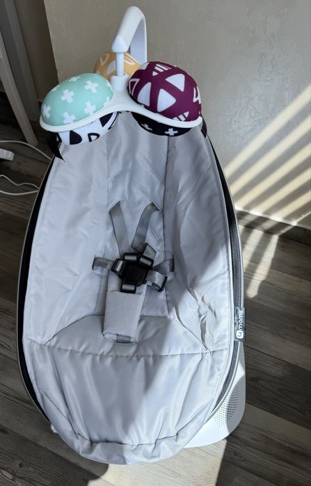 4moms mamaroo5 гойдалка