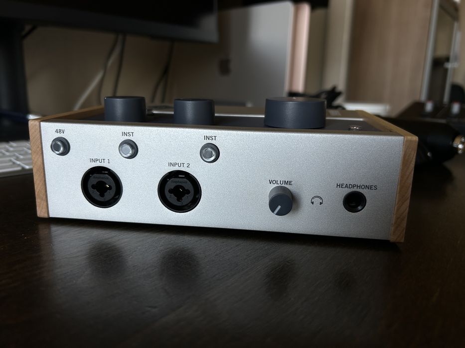 Universal Audio UA-Volt 276 Studio Pack  jak nowy