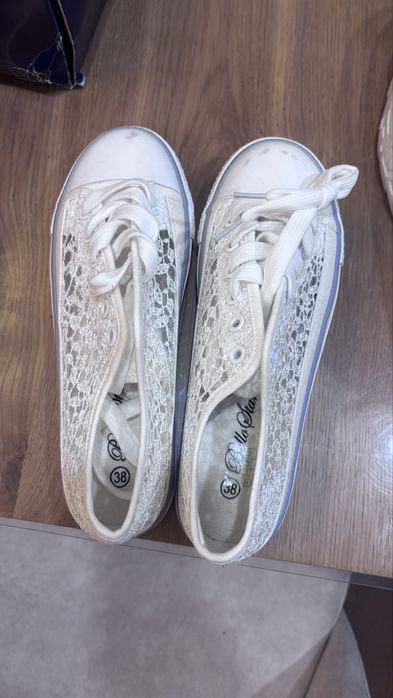 Tenis Sapatilhas brancas 38