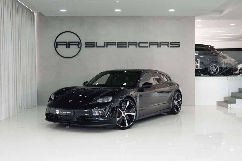Porsche Taycan Sport Turismo 4S Black Edition