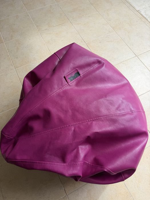 Pufe Gato Preto Rosa