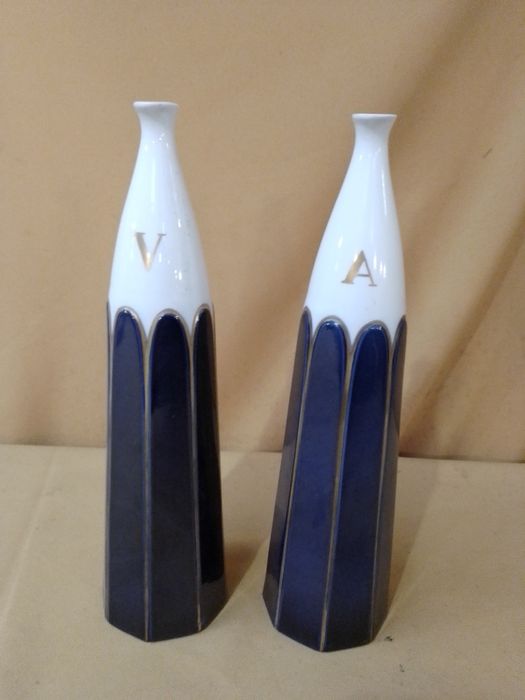 Galhetas em porcelana Vista Alegre