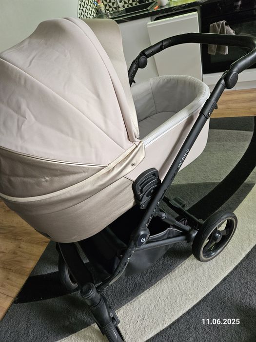 Wózek 2 w 1 beżowy