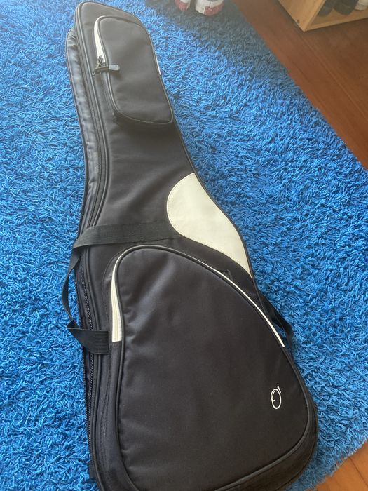 guitarra elétrica mais amplificador